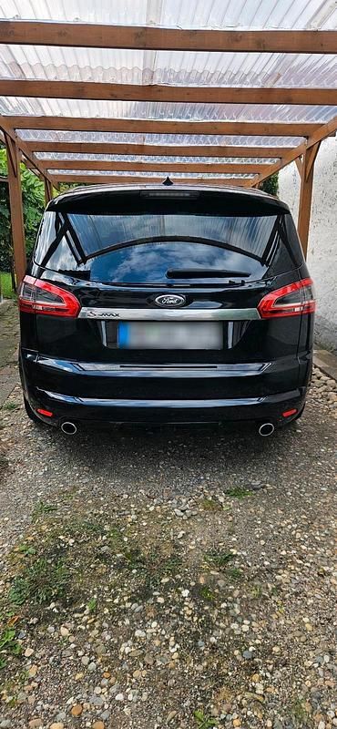 Gebraucht Ford S-MAX Titanium S 200 PS (147 kW) 2011 Schwarz Van / Kleinbus