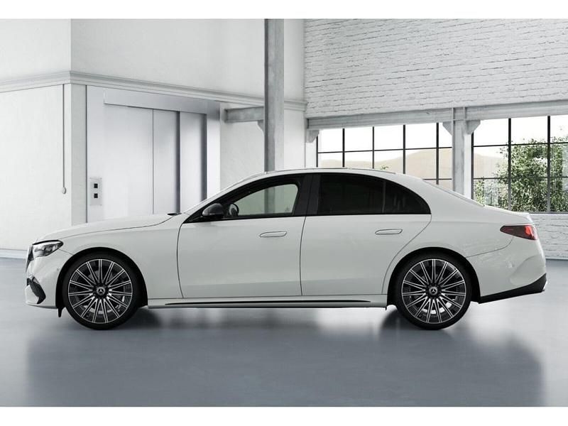 Gebraucht Mercedes E200 AMG 204 PS (150 kW) 2024 Weiss polarweiß Limousine