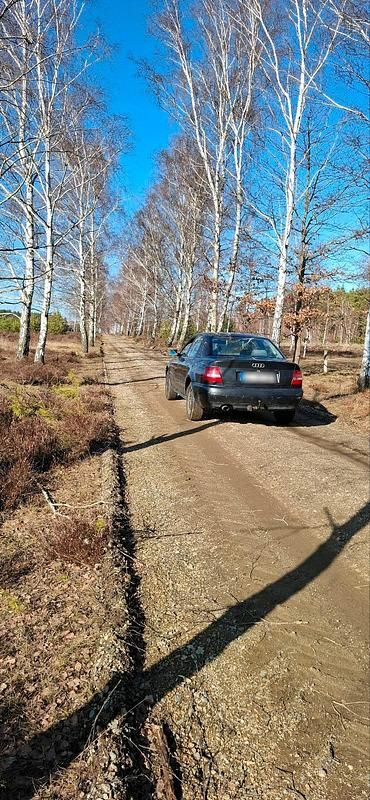 Gebraucht Audi A4 Basis 100 PS (73 kW) 1995 Schwarz Limousine