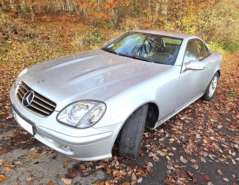 Silber Gebraucht 2000 Mercedes SLK320 Cabrio | 6.500 € (Fairer Preis) - Bild 1/4