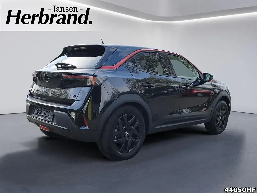 Neu Opel Mokka-e 100 kW (136 PS) 2025 Karbon schwarz metallic SUV