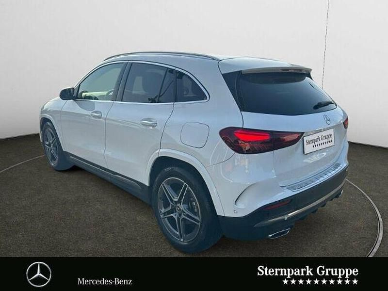 Gebraucht Mercedes GLA200 AMG line 163 PS (119 kW) 2025 Weiß SUV