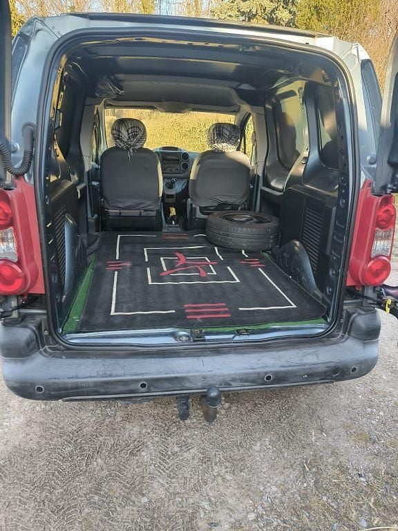 Gebraucht Citroën Berlingo 98 PS (72 kW) 2011 Grau Van / Kleinbus