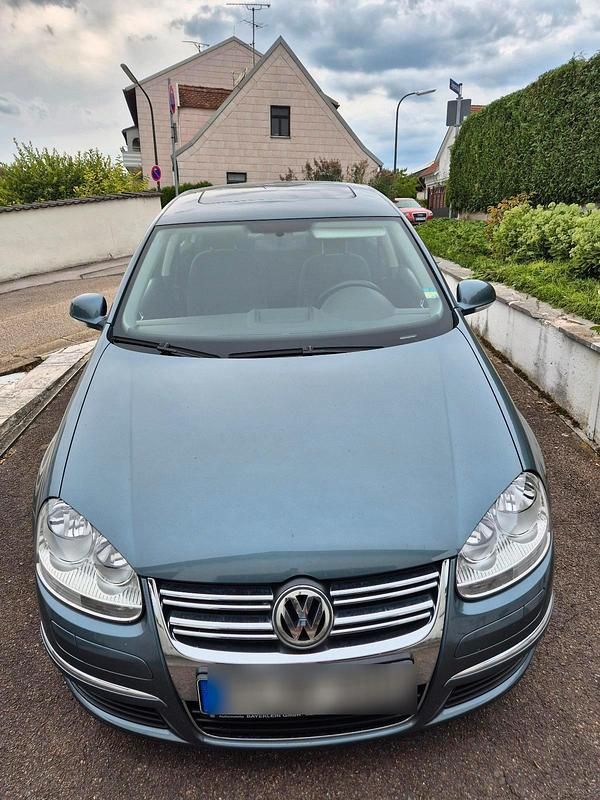 Grün Gebraucht 2006 VW Jetta Limousine | 3.500 € (Guter Preis) - Bild 1/4
