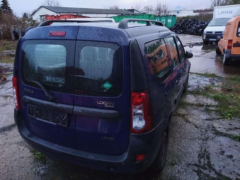 Gebraucht Dacia Logan Basis 75 PS (55 kW) 2008 Dacia blau marine Limousine