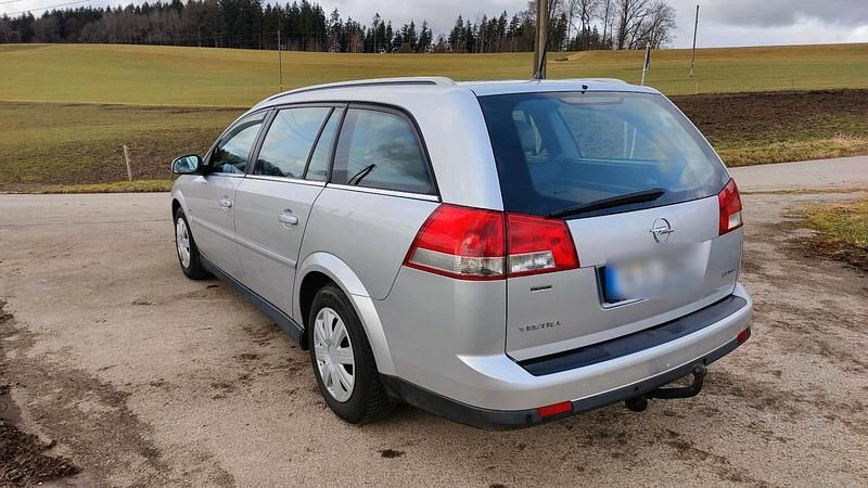 Gebraucht Opel Vectra 155 PS (114 kW) 2004 Silber Kombi
