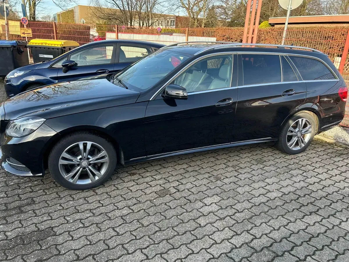 Usata Mercedes E250 204 CV (150 kW) 2014 Nero Station wagon