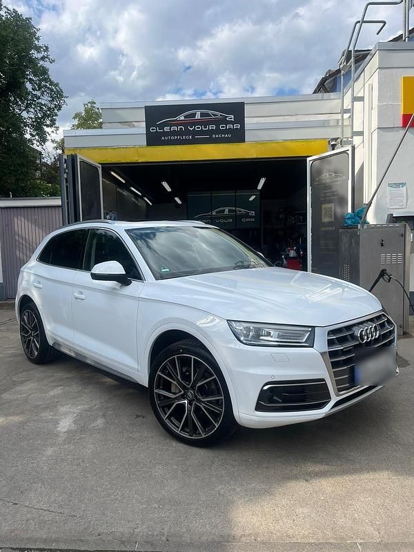 Weiß Gebraucht 2017 Audi Q5 Sport SUV | 24.000 € (Etwas zu teuer) - Bild 1/4