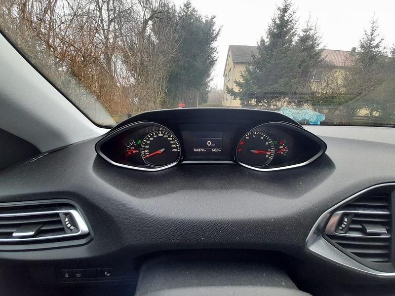 Gebraucht Peugeot 308 SW Allure 131 PS (96 kW) 2014 Schwarz Kombi