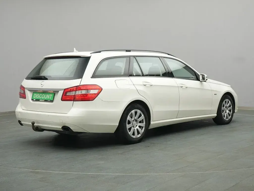 Gebraucht Mercedes E350 231 PS (169 kW) 2010 Weiß Kombi