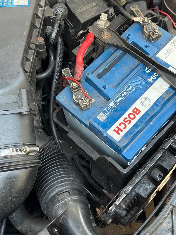 Gebraucht Ford Fusion 90 PS (66 kW) 2008 Rot Kleinwagen