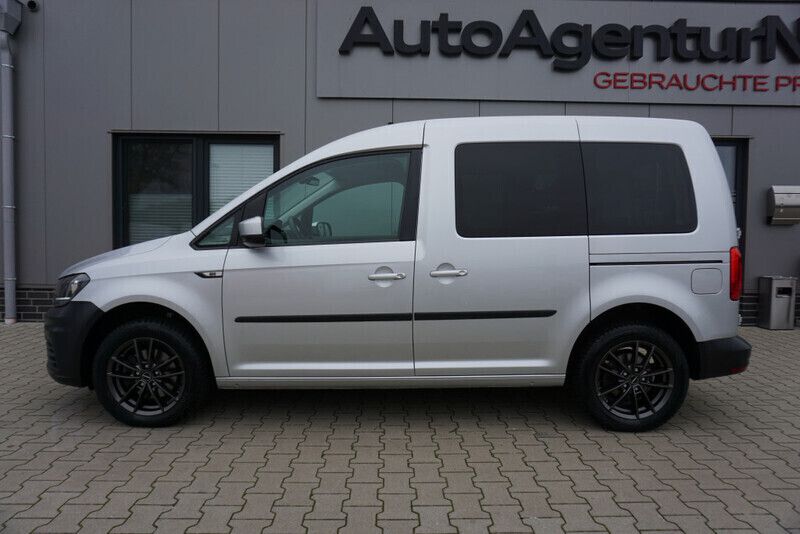 Gebraucht VW Caddy Trendline 84 PS (61 kW) 2017 Silber Van / Kleinbus