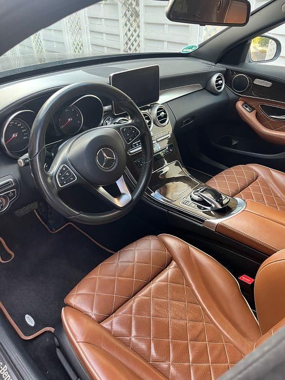 Gebraucht Mercedes C250 204 PS (150 kW) 2018 Schwarz Limousine