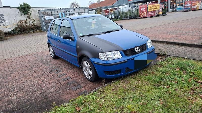 Gebraucht VW Polo Basis 60 PS (44 kW) 2000 Blau Limousine
