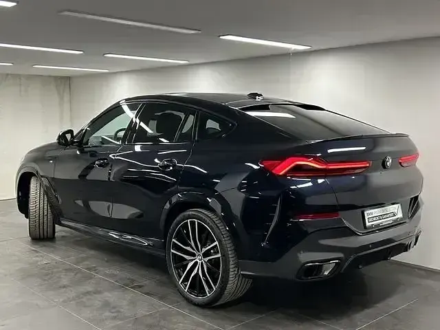 Gebraucht BMW X6 M Sport 352 PS (258 kW) 2025 M carbonschwarz SUV