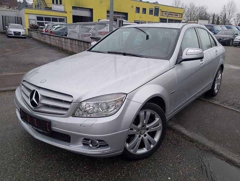Gebraucht Mercedes C320 Avantgarde 224 PS (164 kW) 2008 Silber Limousine