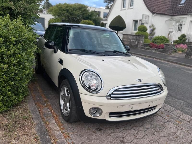 Beige Gebraucht 2009 Mini Cooper Kleinwagen | 2.200 € (Superpreis) - Bild 1/4