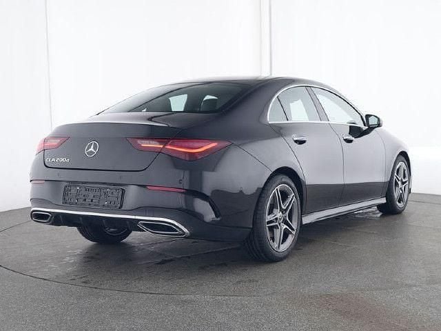 Schwarz Gebraucht 2024 Mercedes CLA200 AMG Limousine | 34.780 € (Fairer Preis) - Bild 1/4