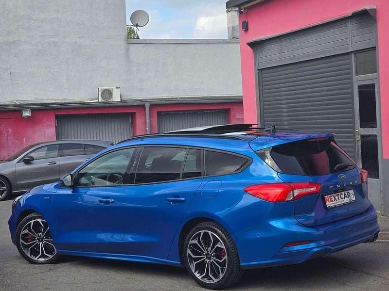 Gebraucht Ford Focus ST-Line 150 PS (110 kW) 2020 Dynamicblau metallic Kombi
