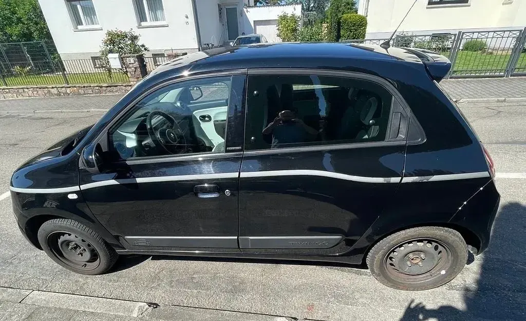 Gebraucht Renault Twingo Intens 69 PS (50 kW) 2019 Schwarz Kleinwagen