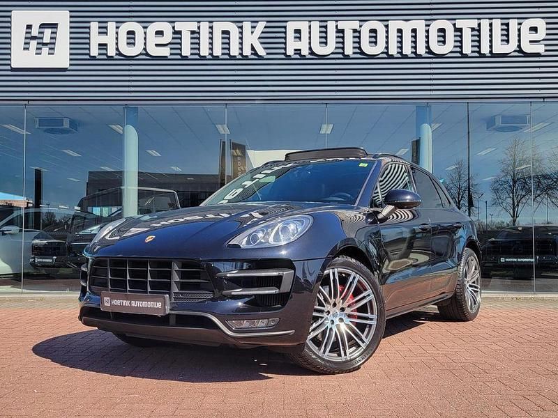 Schwarz Gebraucht 2014 Porsche Macan Turbo SUV | 27.500 € (Etwas zu teuer) - Bild 1/4