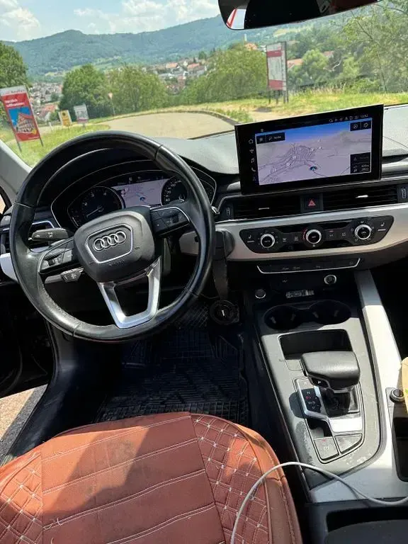 Gebraucht Audi A4 163 PS (119 kW) 2021 Schwarz Kombi