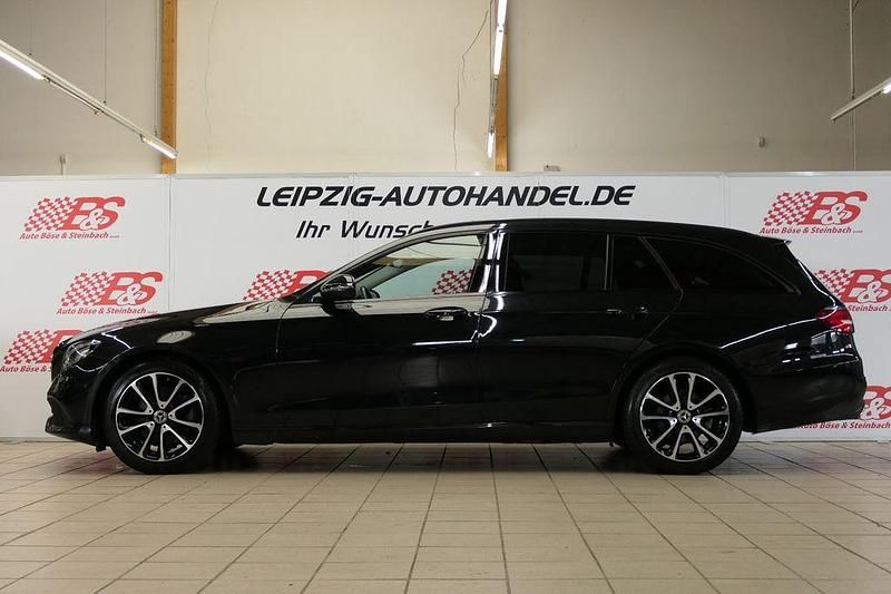 Gebraucht Mercedes E200 Avantgarde 197 PS (144 kW) 2019 Obsidianschwarz  metalliclack Kombi
