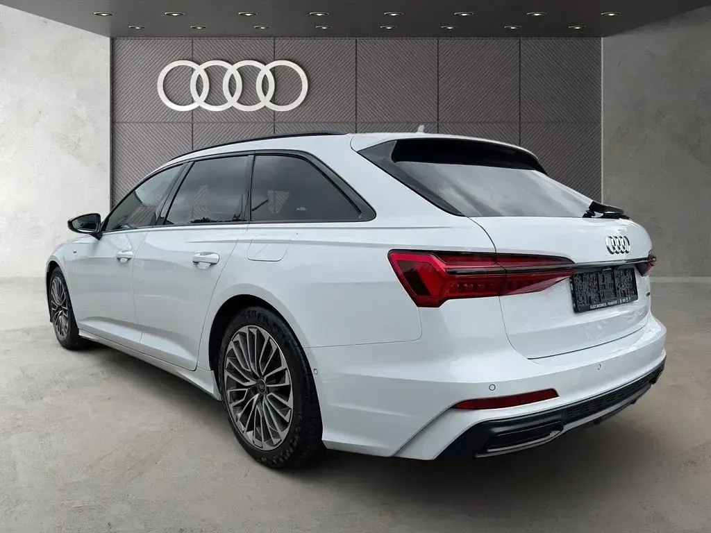 Gebraucht Audi A6 S-Line 367 PS (269 kW) 2023 Weiß Kombi