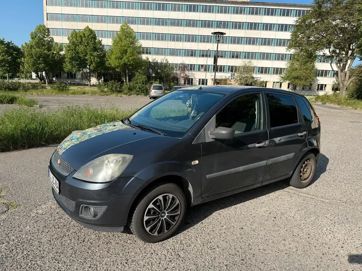 Gebraucht Ford Fiesta 80 PS (58 kW) 2007 Grau Kleinwagen