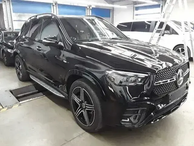 Gebraucht Mercedes GLE350 de Night 333 PS (244 kW) 2025 Schwarz SUV
