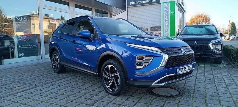 Gebraucht Mitsubishi Eclipse Cross Plus 98 PS (72 kW) 2021 Blau SUV