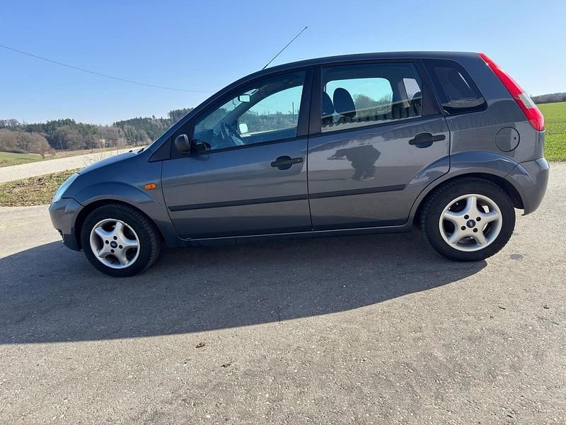 Gebraucht Ford Fiesta 80 PS (58 kW) 2006 Kleinwagen