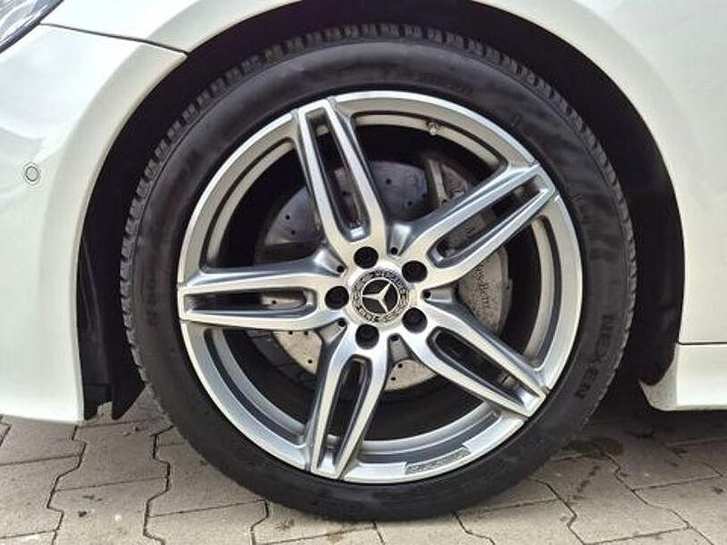 Gebraucht Mercedes E220 AMG line 194 PS (142 kW) 2017 Weiß Cabrio