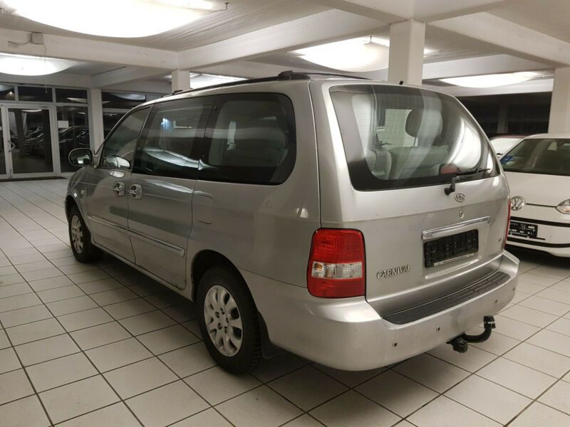 Kia carnival ii