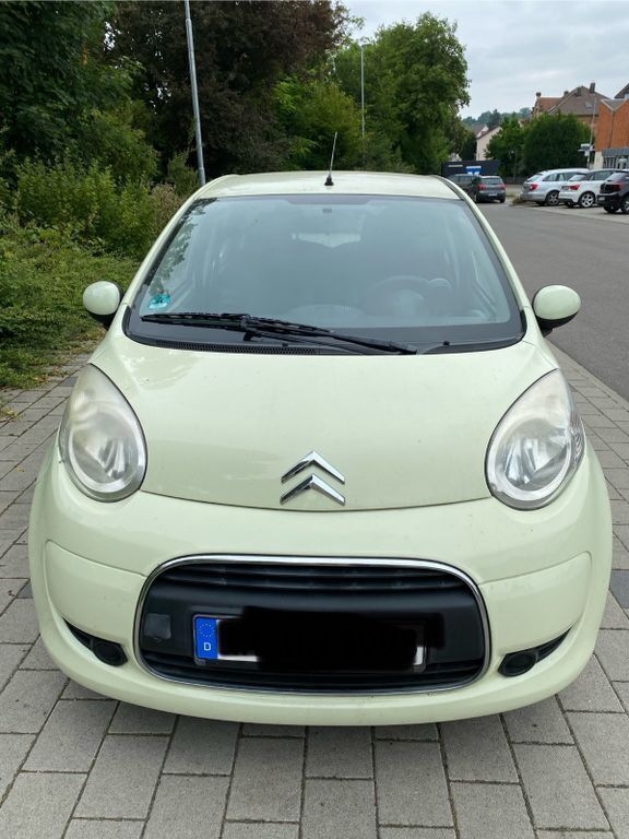 Gelb Gebraucht 2010 Citroën C1 Advance Kleinwagen | 2.200 € (Guter Preis) - Bild 1/4
