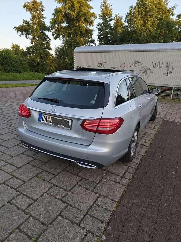 Second-hand Mercedes C220 Avantgarde 170 CP (125 kW) 2017 Gri Break