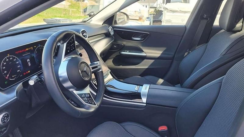 Gebraucht 2023 Mercedes C300e Avantgarde Kombi | 35.000 € (Fairer Preis) - Bild 1/4