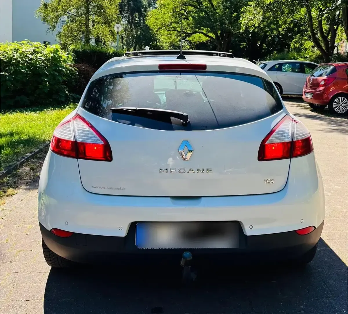 Gebraucht Renault Mégane 131 PS (96 kW) 2010 Weiß Limousine