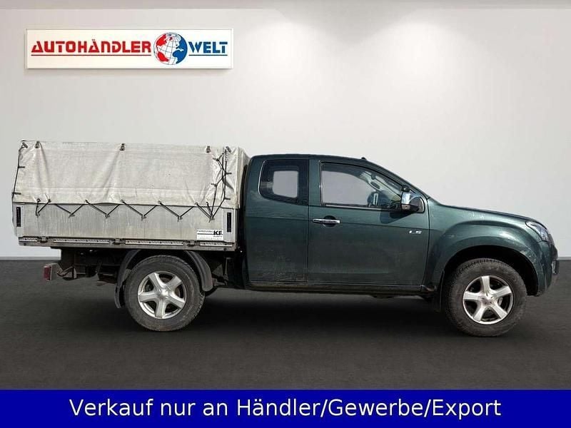 Usado Isuzu D-Max 163 HP (119 kW) 2013 Verde SUV