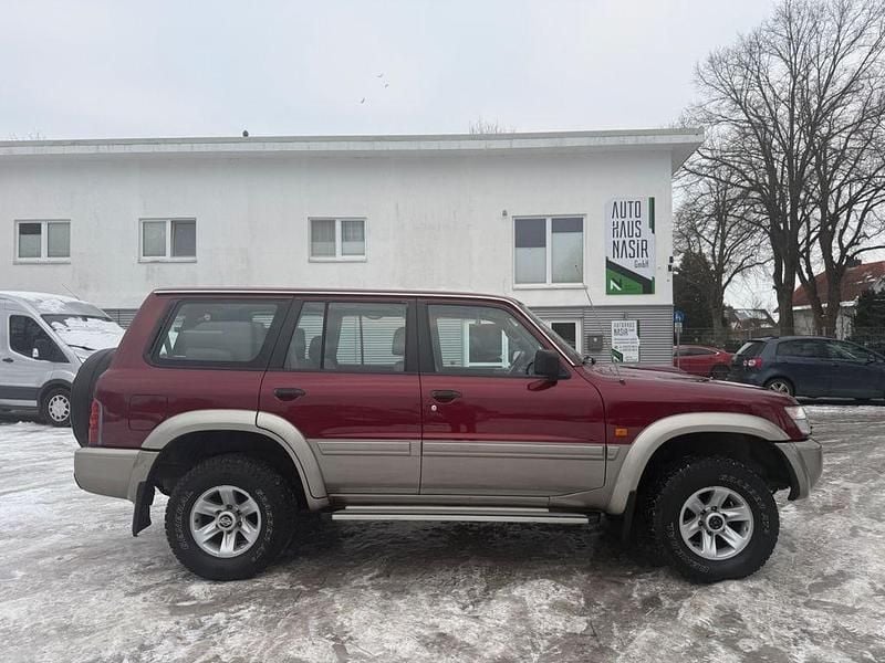 Gebraucht Nissan Patrol 158 PS (116 kW) 2002 Rot SUV