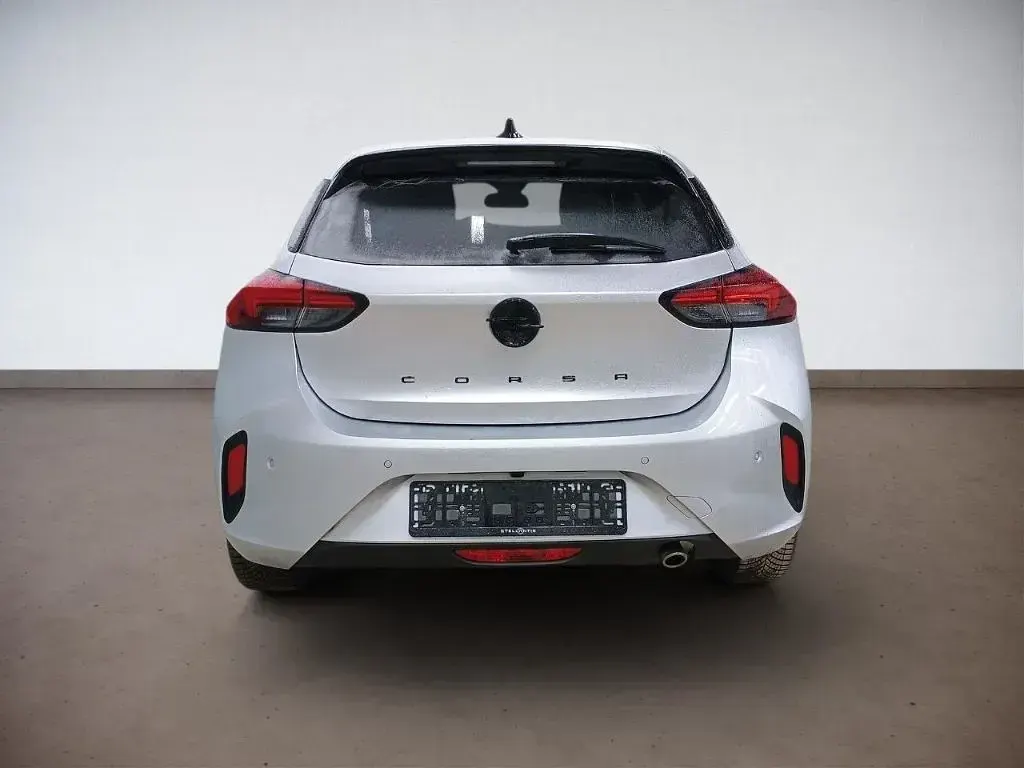 Gebraucht Opel Corsa 101 PS (74 kW) 2025 Aluminiumgrau/typ aussenverkl Kleinwagen