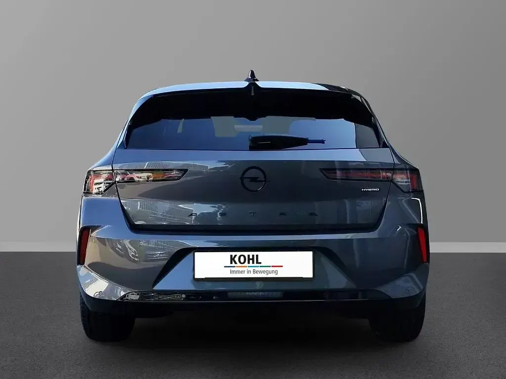 Gebraucht Opel Astra 136 PS (100 kW) 2025 Grau Limousine