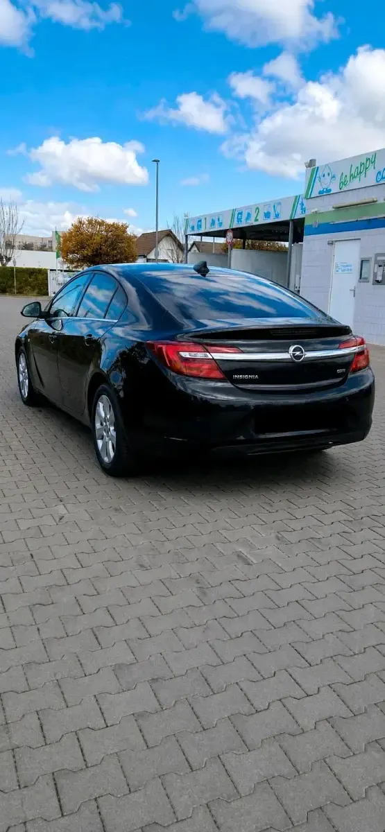 Gebraucht Opel Insignia Sport 136 PS (100 kW) 2016 Schwarz Limousine