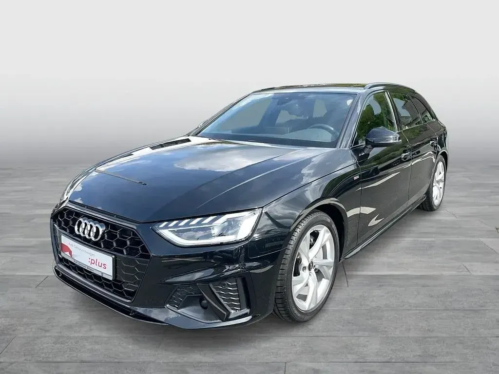 Gebraucht Audi A4 S-Line 204 PS (150 kW) 2024 Mythosschwarz metallic (metallic) Kombi