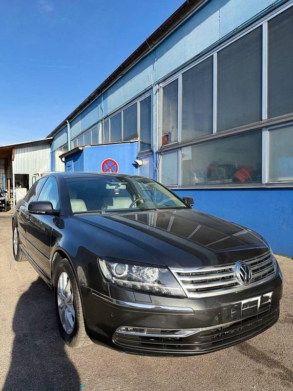 Braun Gebraucht 2010 VW Phaeton Limousine | 12.500 € (Fairer Preis) - Bild 1/4