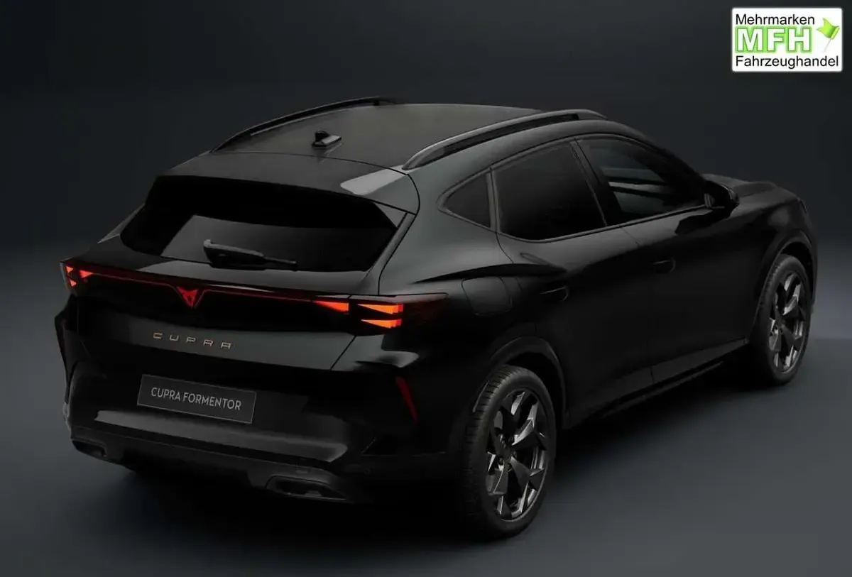 Neu Cupra Formentor 150 PS (110 kW) 2026 Midnight schwarz meta... SUV