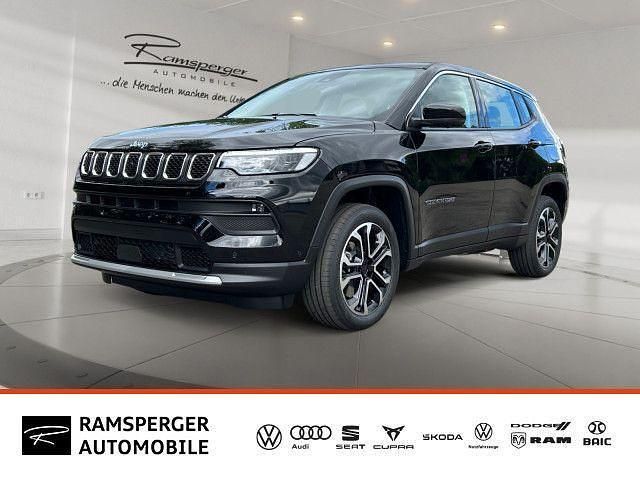 Solid black Gebraucht 2024 Jeep Compass Altitude SUV | 31.890 € (Guter Preis) - Bild 1/4