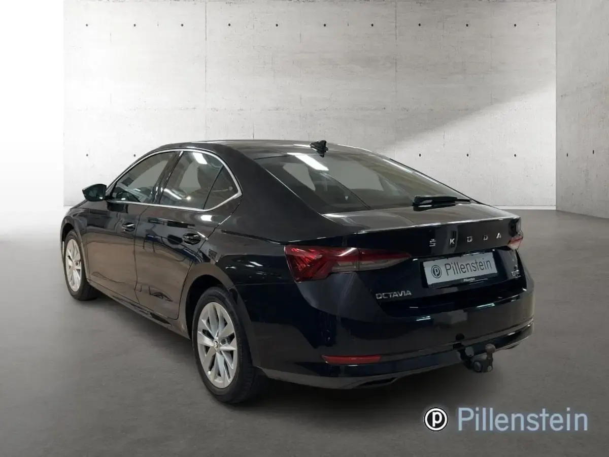 Gebraucht Skoda Octavia Style 150 PS (110 kW) 2023 Schwarz Limousine