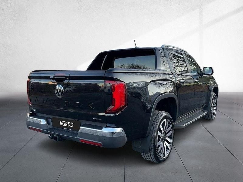 Neu VW Amarok Aventura 241 PS (177 kW) 2025 Midnight black metallic Pickup