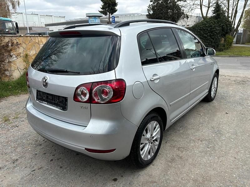 Gebraucht VW Golf VII 105 PS (77 kW) 2013 Silber Kombi